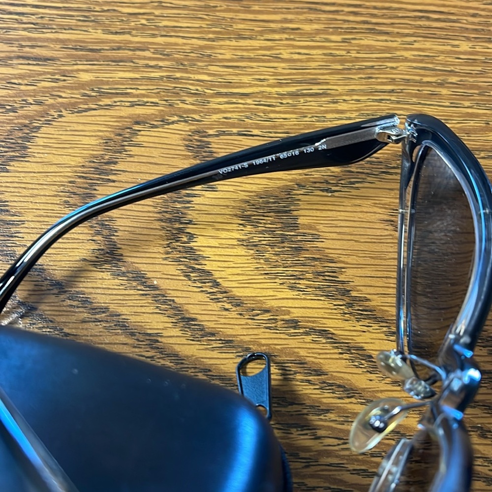 Vogue x Yeohlee Cat Eye Sunglasses - Picture 3 of 3